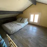 Maisonnette Avec Terrasse Et Patio A Cassis